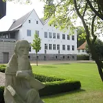 Couette-café Nuetschau 3*