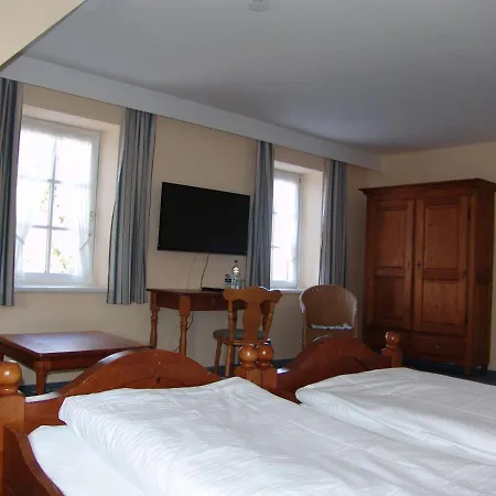 Couette-café Nuetschau 3*