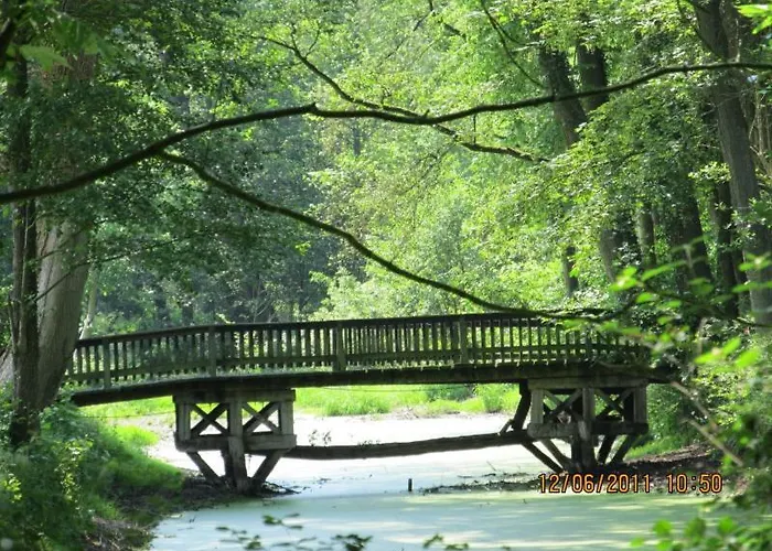 Nuetschau Bed & Breakfast